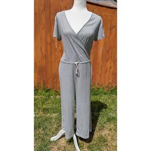 Double Zero Lovely Large Striped Jumpsuit